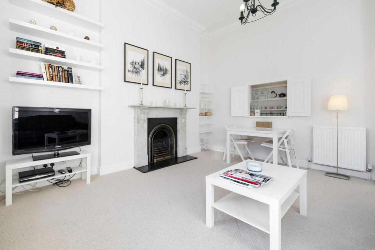 Elegant Earl'S Court 2 Bedroom Flat Just 4 Minutes From Tube Londres Exterior foto